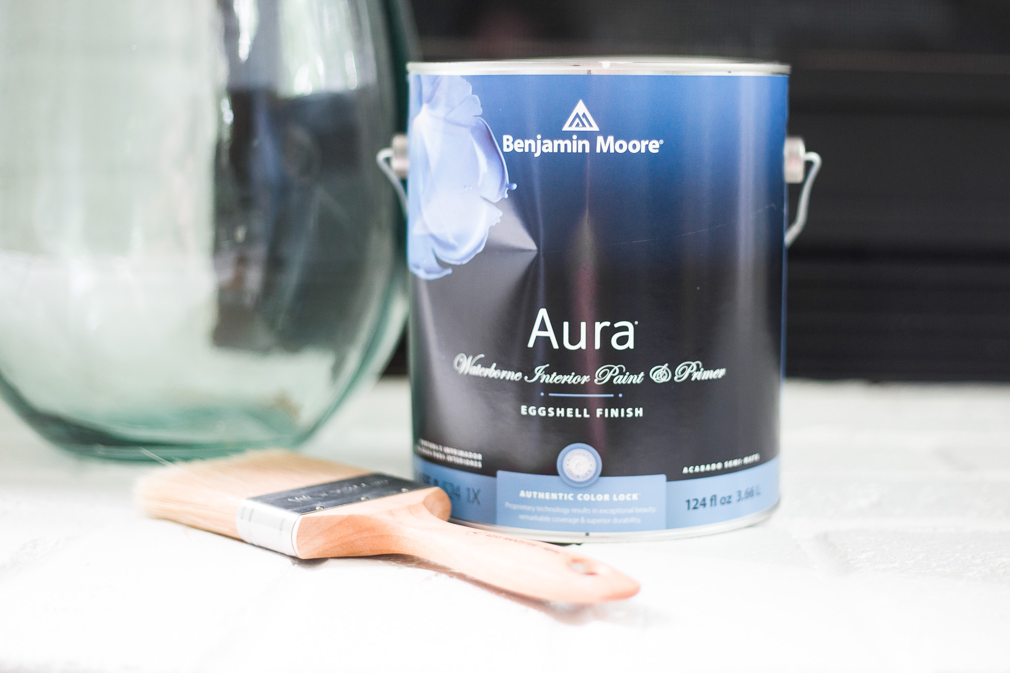 benjamin moore aurora paint can for must have painting tools