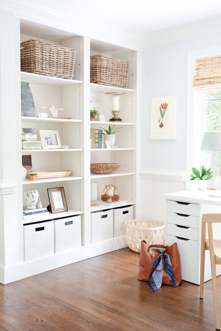Feminine Home Office Design + Desk & Chair Ideas