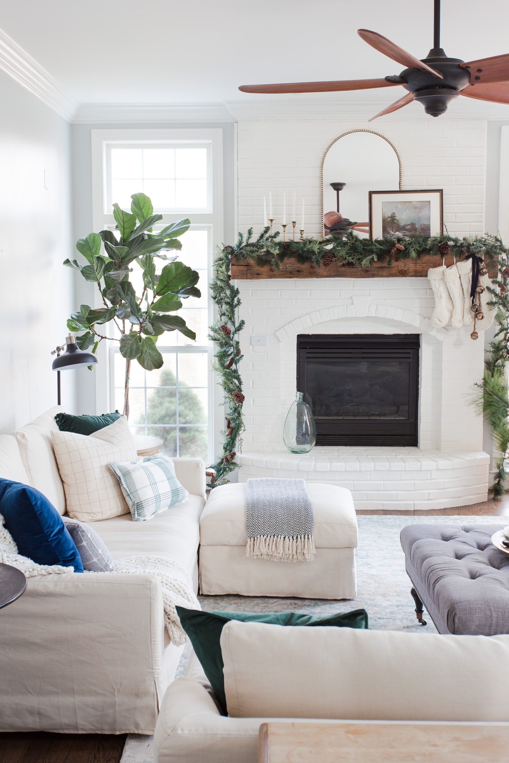 Simple Christmas Fireplace Mantel