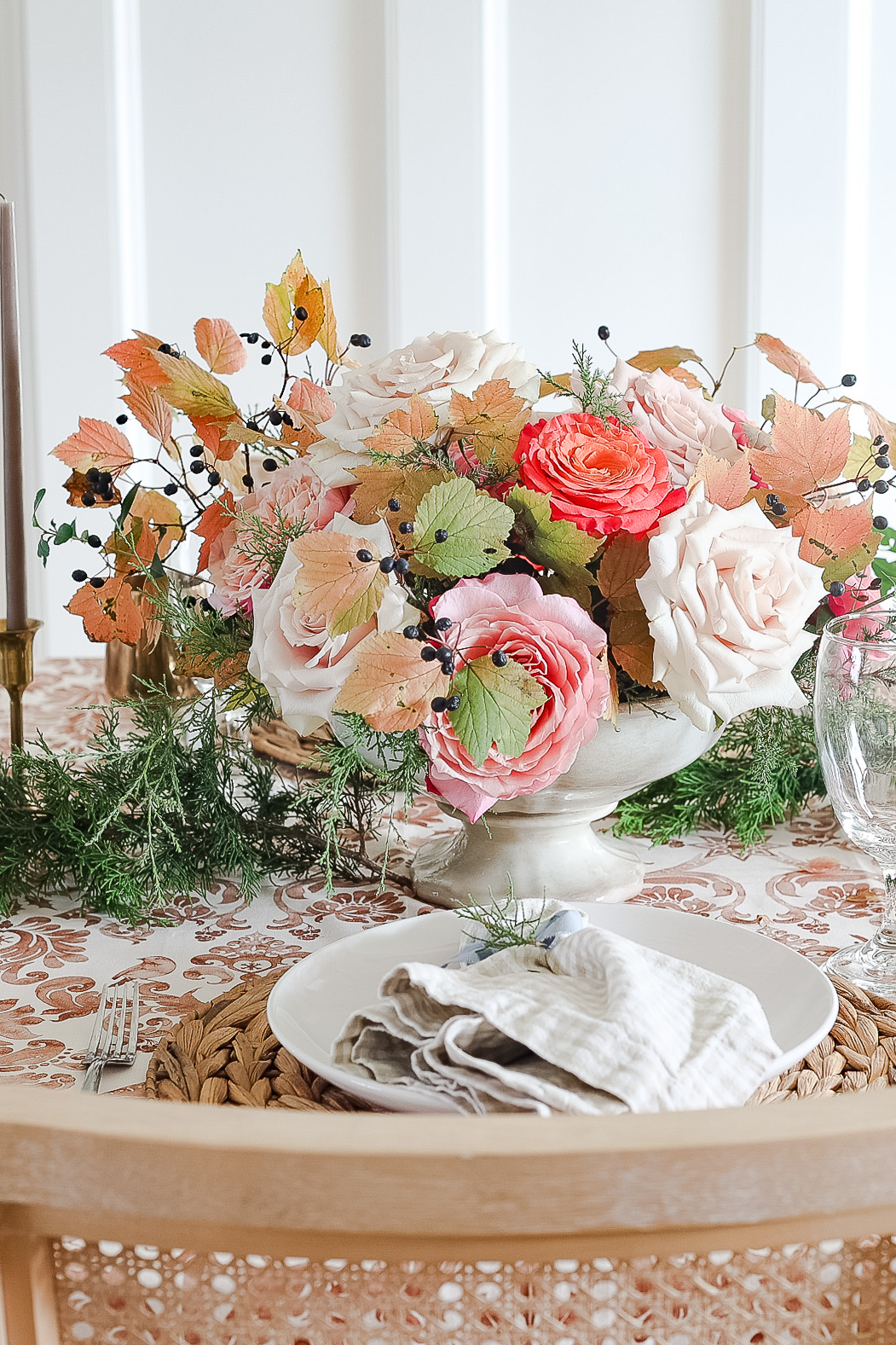 holiday dining table with flowers