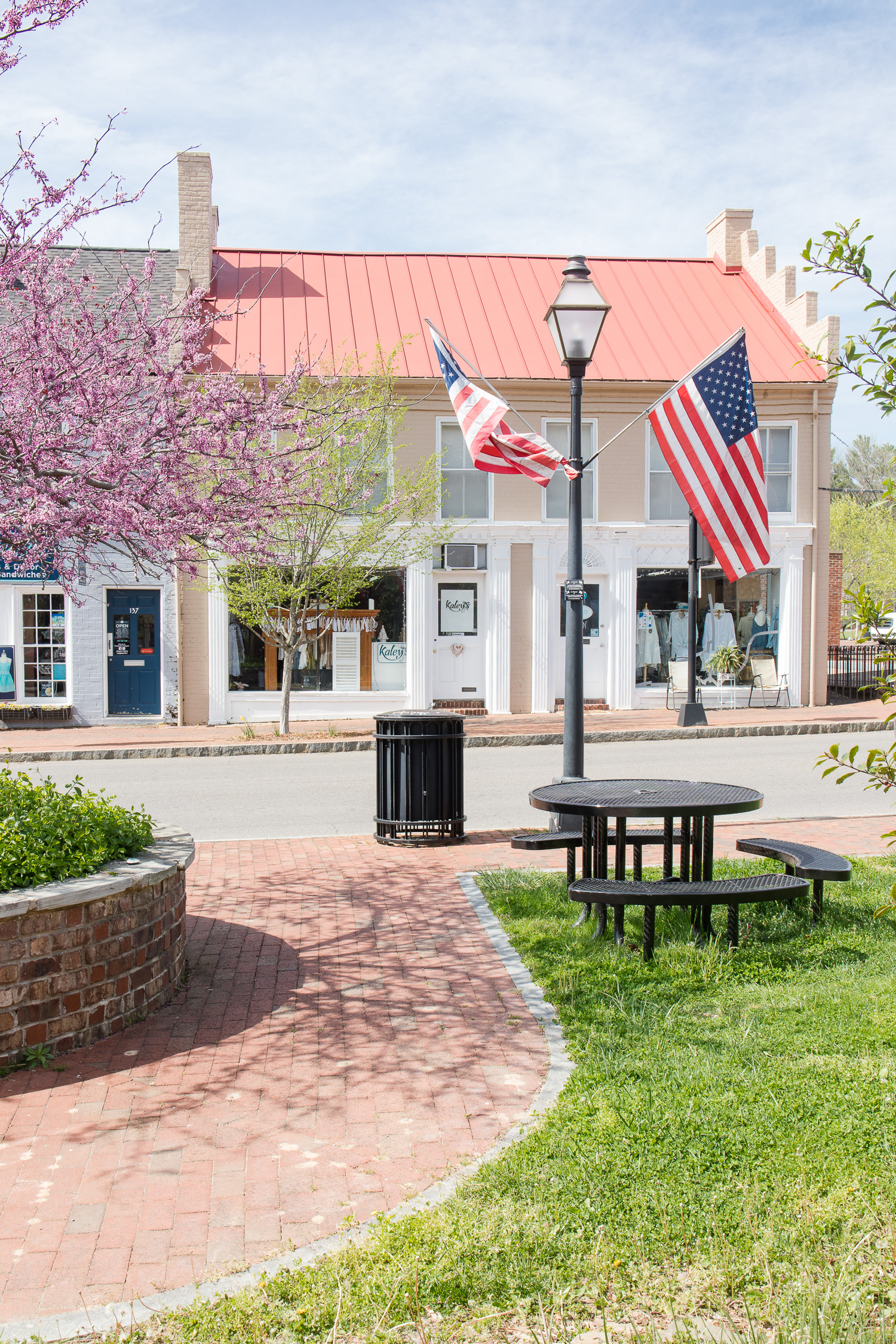 shop in jonesborough, tn