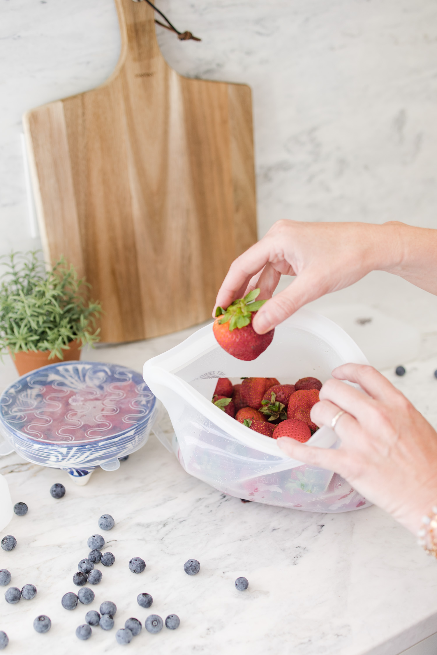silicone bag with strawberries for waste free living in kitchen