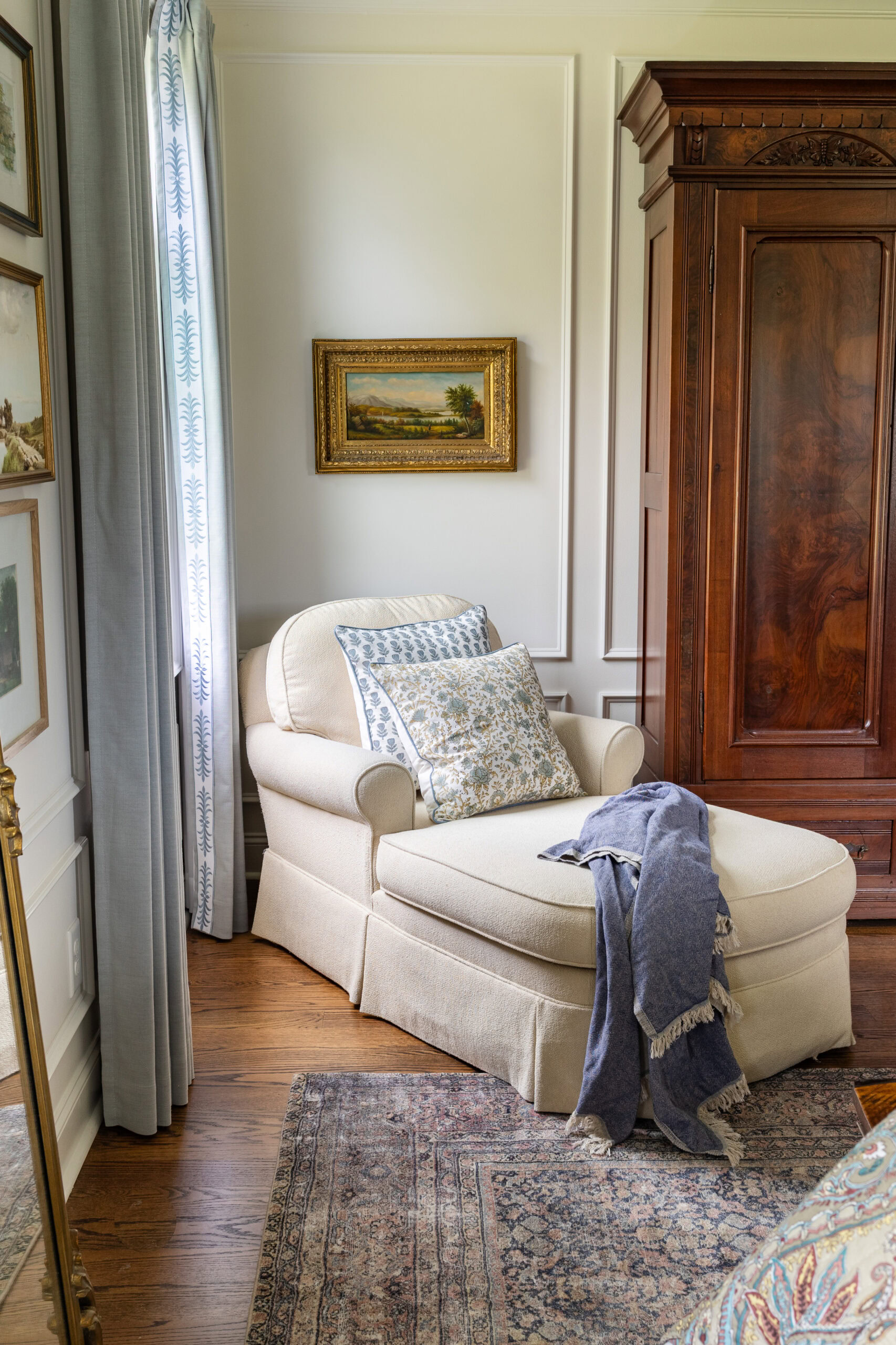 cotton throw pillows on chaise lounge